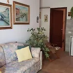 Residenza Nel Con Piscina Vista Monti E