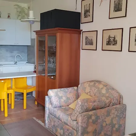 Residenza Nel Con Piscina Vista Monti E * Luino