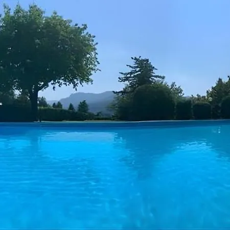 Residenza Nel Con Piscina Vista Monti E *