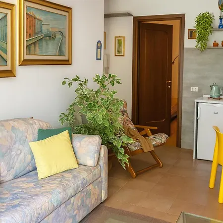 Residenza Nel Con Piscina Vista Monti E Lägenhet *